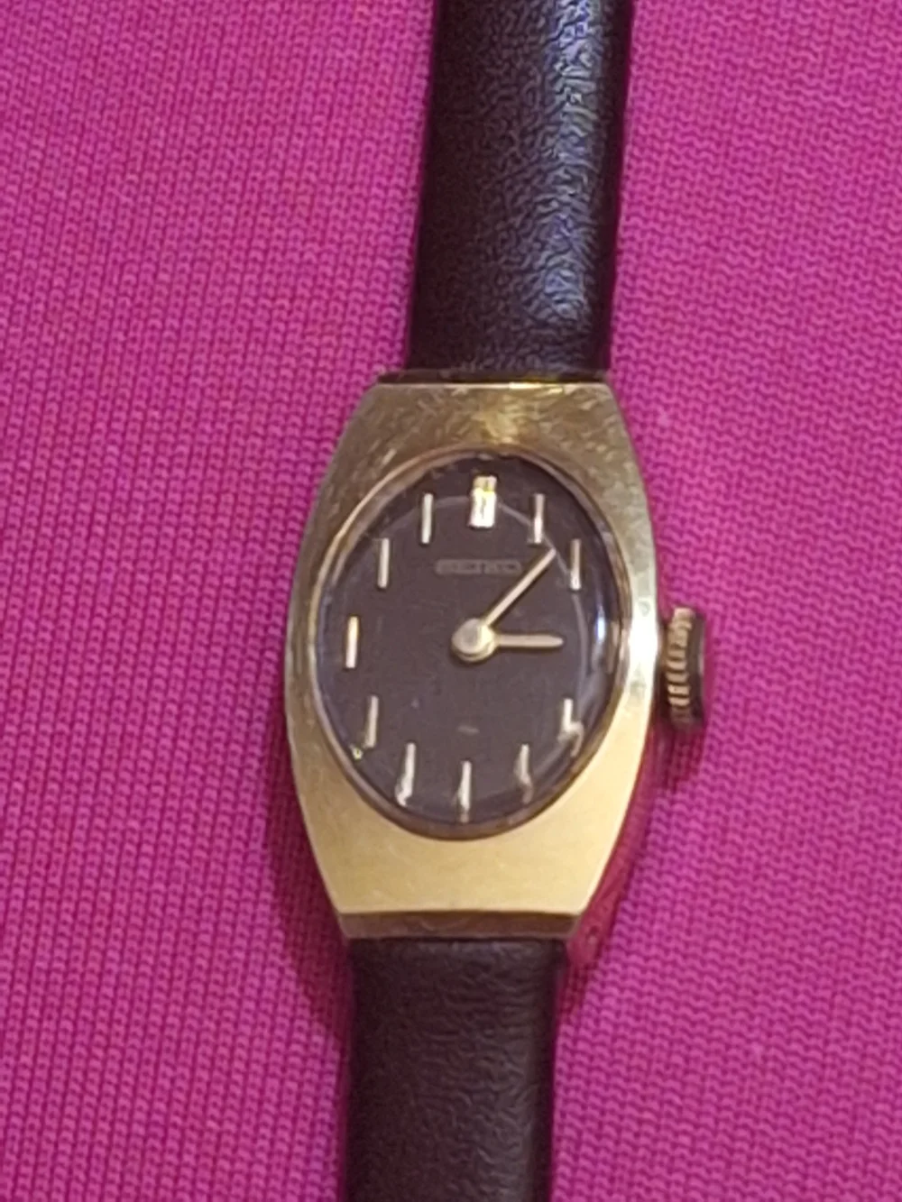 Vintage 1970s Seiko  Mechanical Wind-Up Watch Chocolate Brown Dial Runs Great!
